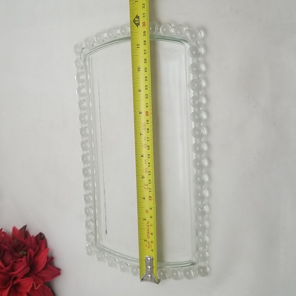 Beaded Edge Glass Vanity Tray - Picture 4 of 11